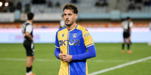 Δύο ματς, δύο κόκκινες - Δεν έμαθε τίποτα