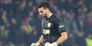 Ο «κέρβερος» Στρακόσια καθοδηγεί την ΑΕΚ