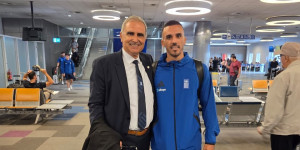 Ο Μποροβήλος στο πλευρό της Εθνικής με Κουρμπέλη, Κυριακόπουλο και Δουβίκα