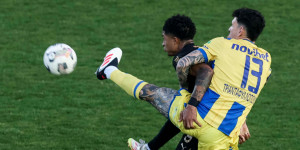 Δεν κρατάς τίποτα και πας σ' ένα Κολοκοτρώνης... καμίνι!