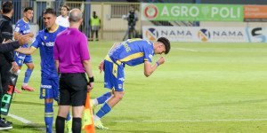 Υπέγραψε στον Ολυμπιακό ο Αγγελάκης