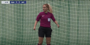 Η Αντωνίου το έκανε ξανά και έδωσε πέναλτι «φάντασμα»