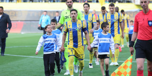 Χτίζοντας το αύριο, σβήνοντας τις μουτζούρες...