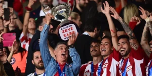 Αποθέωση Μεντιλίμπαρ απ' τη Marca: «Δεν μπορεί να κάνει δύο βήματα στους δρόμους...»