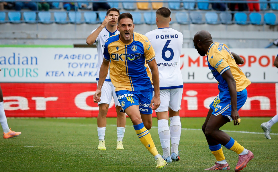 Τα ψέματα τελείωσαν: Ή θα δείξτε κάτι ή…