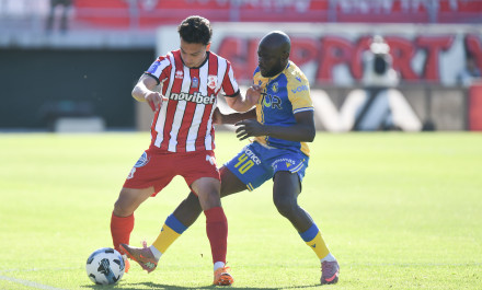 Απόφαση-σκάνδαλο: Ο Παπαδόπουλος χάρισε κόκκινη στον Πανσερραϊκό