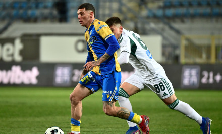 Ξένοι ή Έλληνες; Ποια ομάδα εμπιστεύεται περισσότερο τα «δικά» της παιδιά