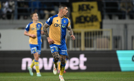 Οι τελευταίες τρεις μάχες στο "σπίτι" του