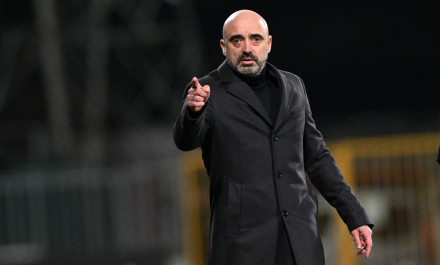 "Κλειστά" χαρτιά από Ράσταβατς