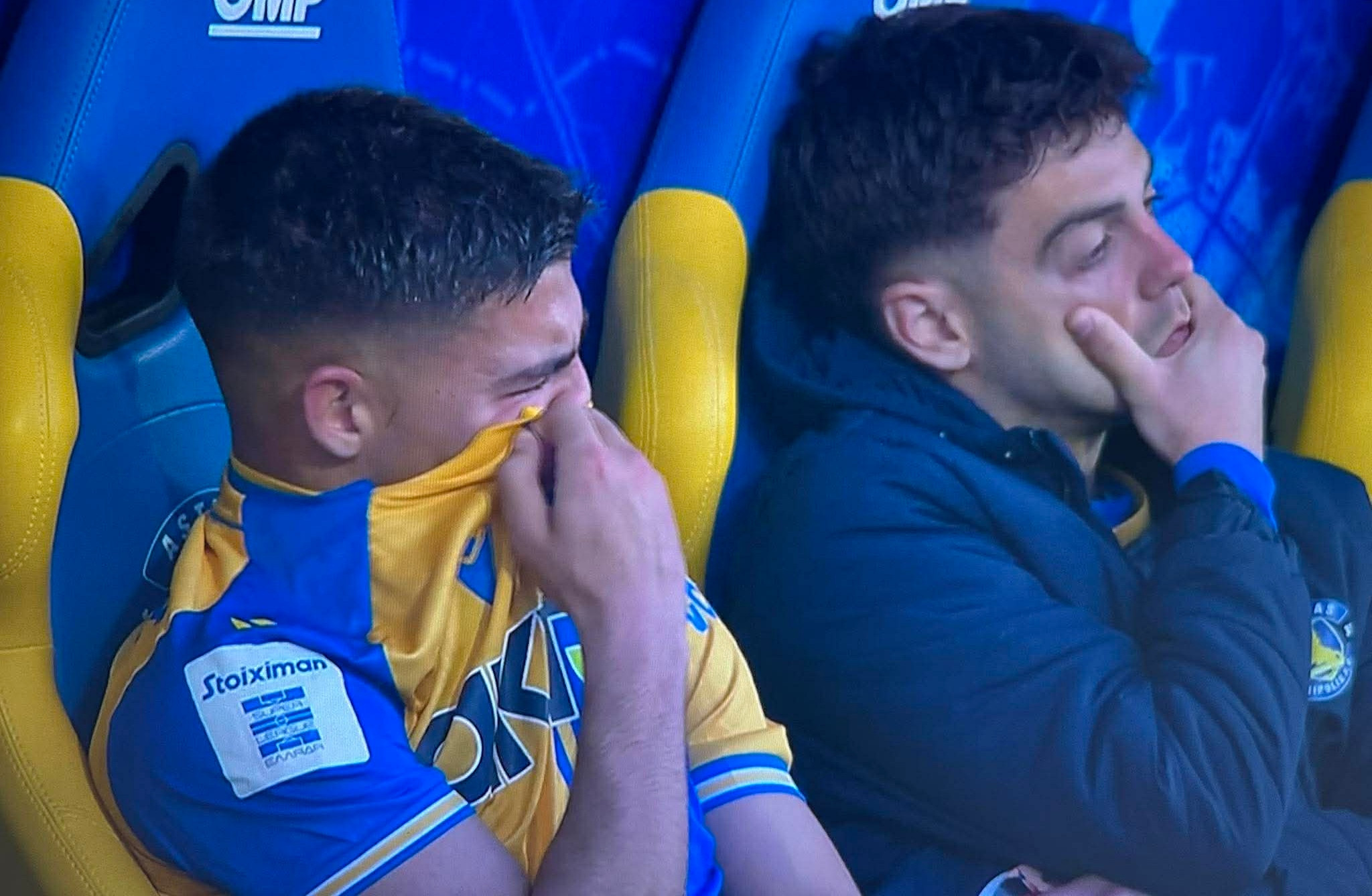 Συγκλονιστικές εικόνες με Πομόνη και Αλμύρα να ξεσπάνε σε δάκρυα