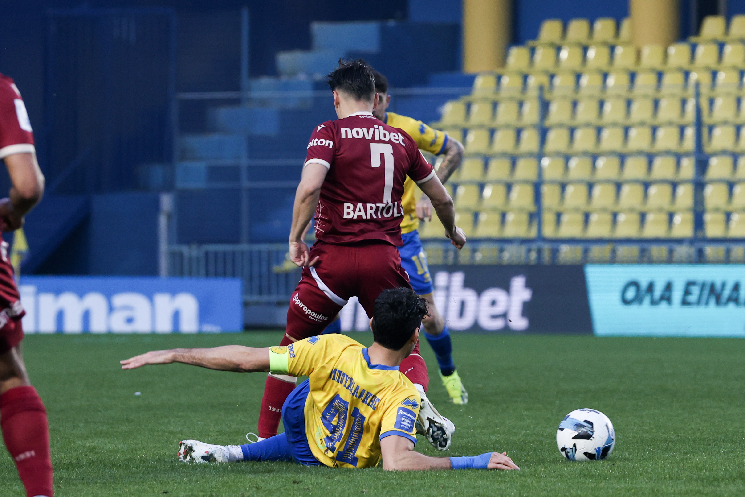 Ολοι μαζί και ο Αστέρας AKTOR μόνος