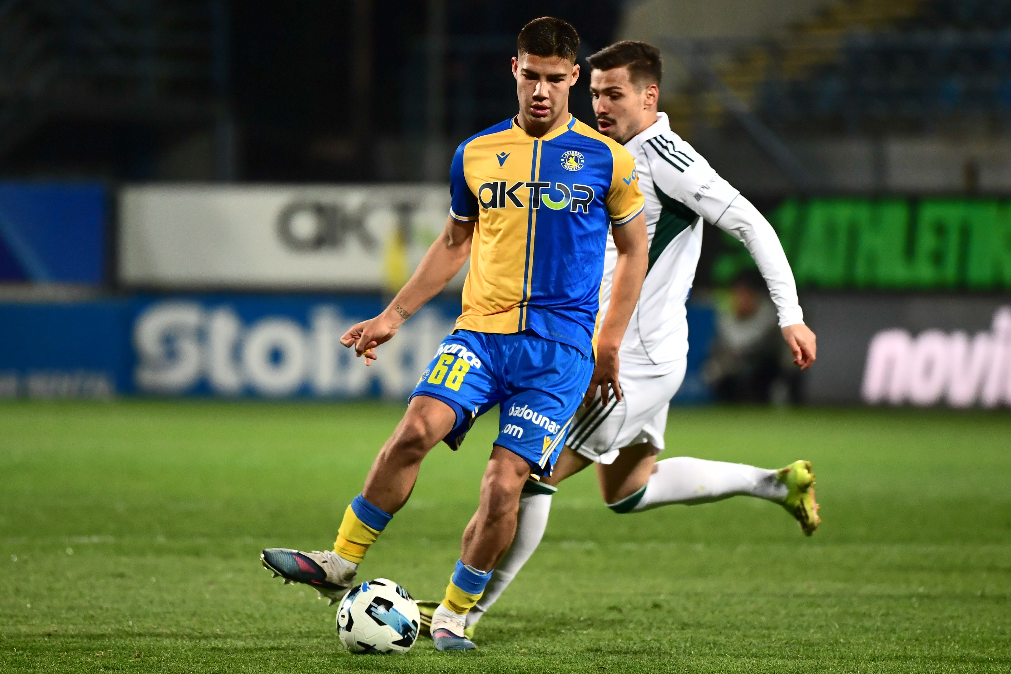 Αλμύρας: "Γίνεται μεγάλη προσπάθεια στην ομάδα"