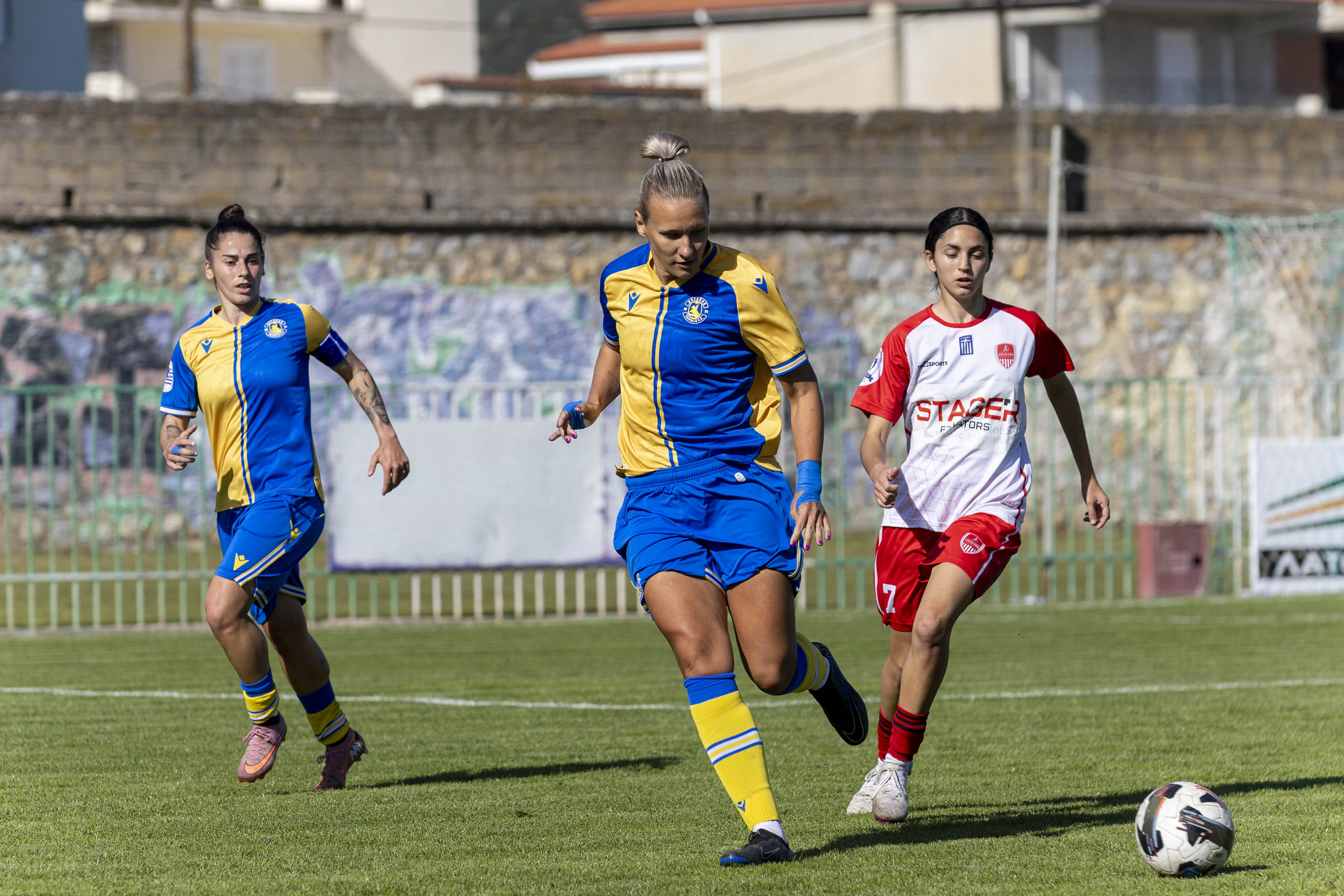 Κυριάρχησαν αλλά δεν είχαν τύχη και πήραν βαθμό στον Βόλο τα κορίτσια του ΑΣΤΕΡΑ