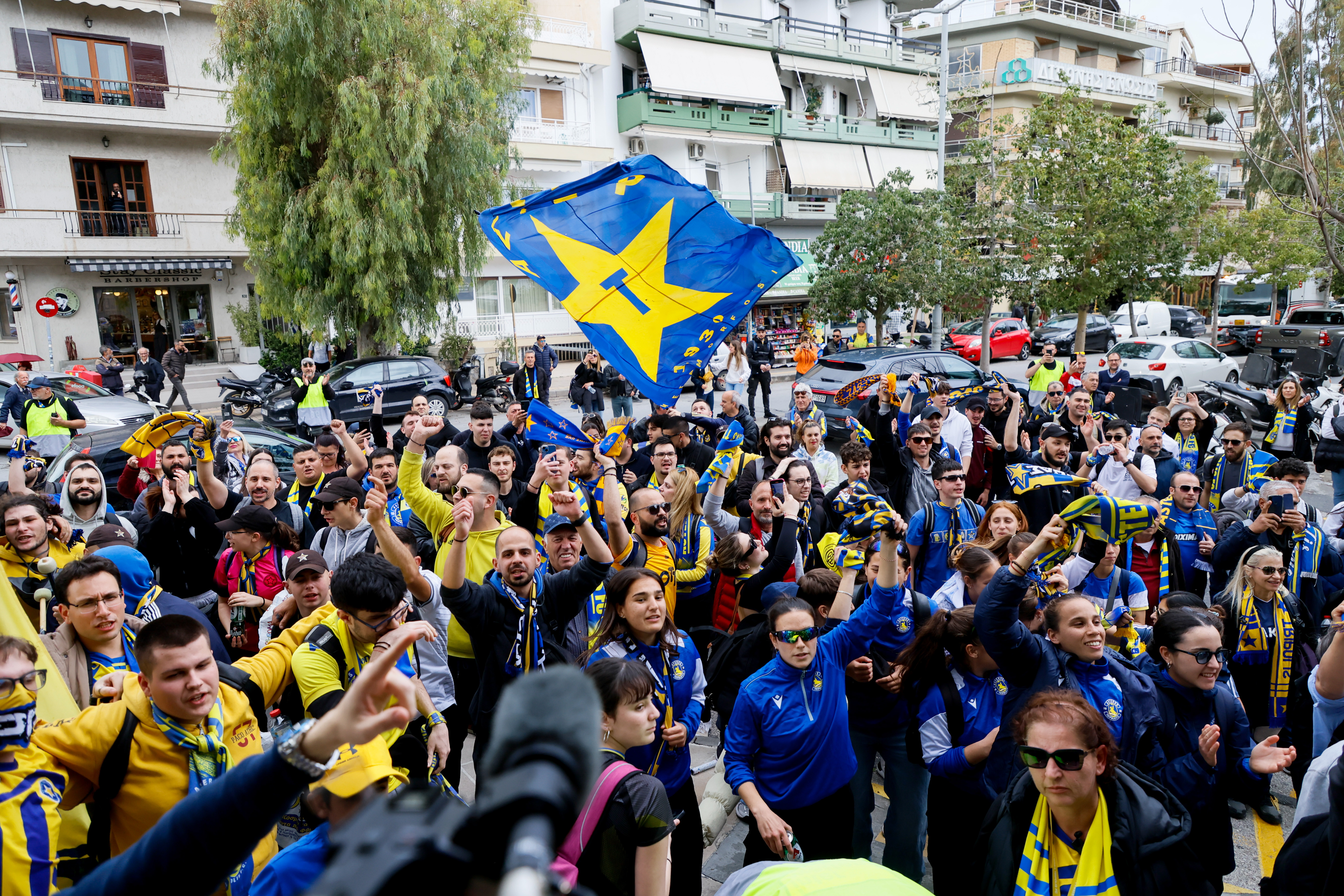 Ο Αστέρας AKTOR προσφέρει δωρεάν είσοδο στις γυναίκες φιλάθλους του με Πανσερραϊκό