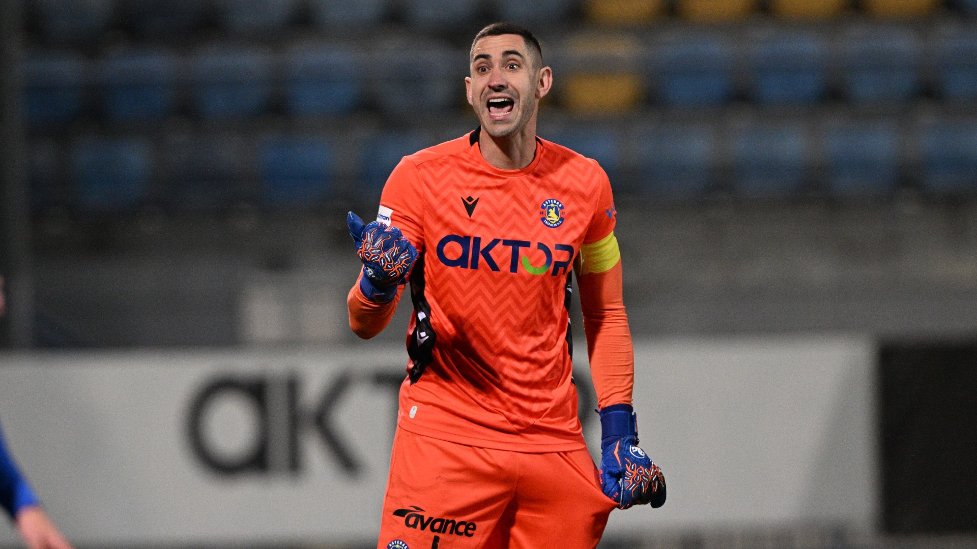 Ο Αντωνόπουλος "υποκλίθηκε" στον Παπαδόπουλο