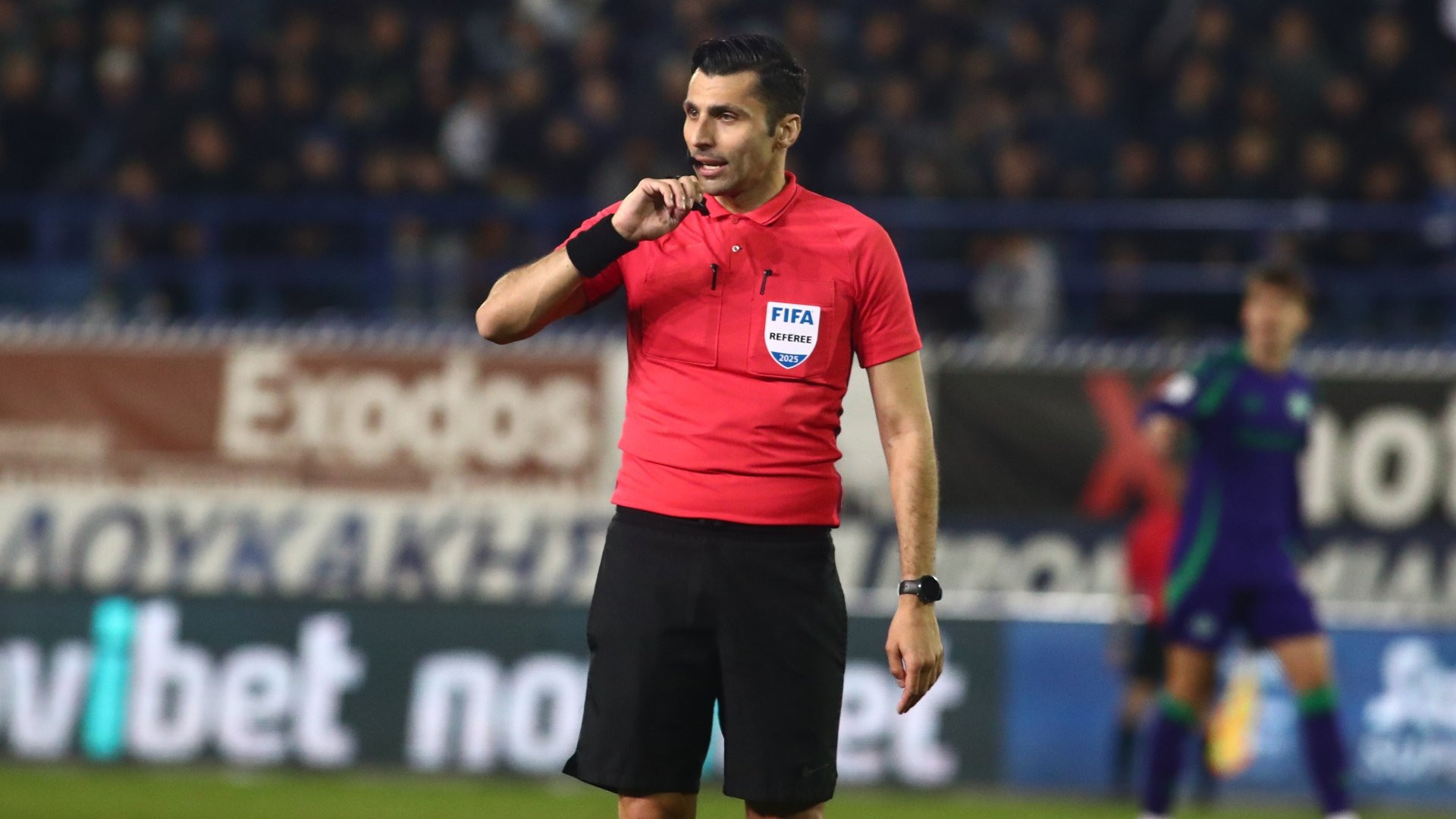 Ο Φωτιάς σφυρίζει το μεγάλο ματς με την ΑΕΛ Novibet