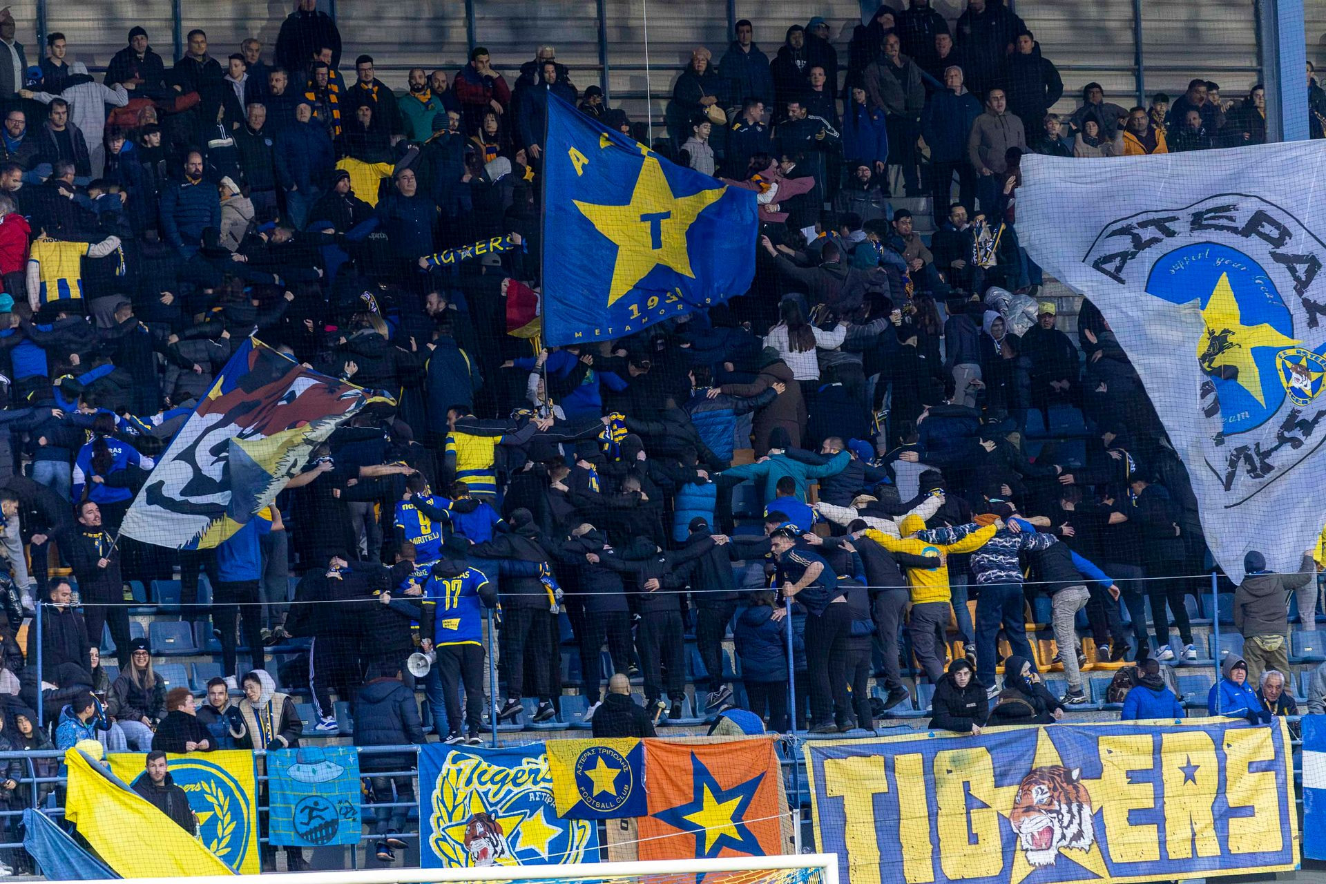 Το "Κολοκοτρώνης" πρέπει να... βράζει για την "αντεπίθεση"