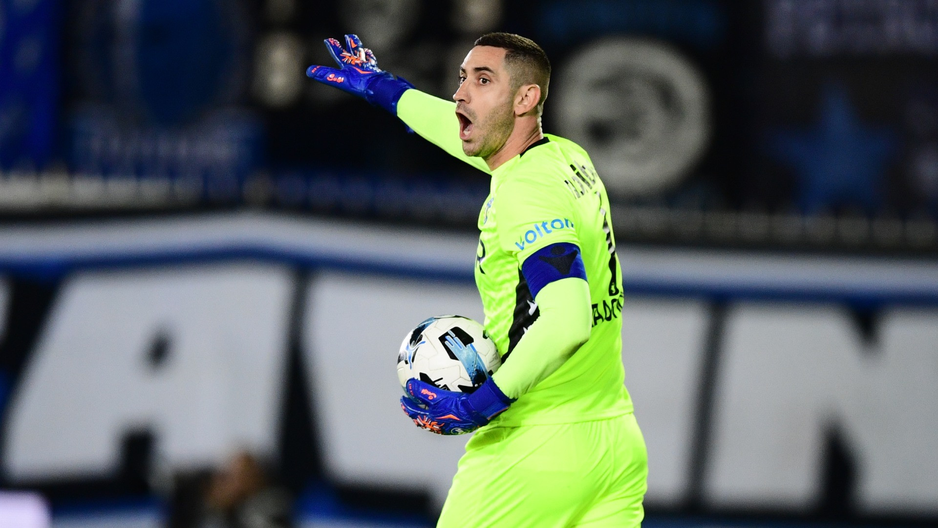 Παπαδόπουλος: Ο άνθρωπος των μεγάλων αποκρούσεων