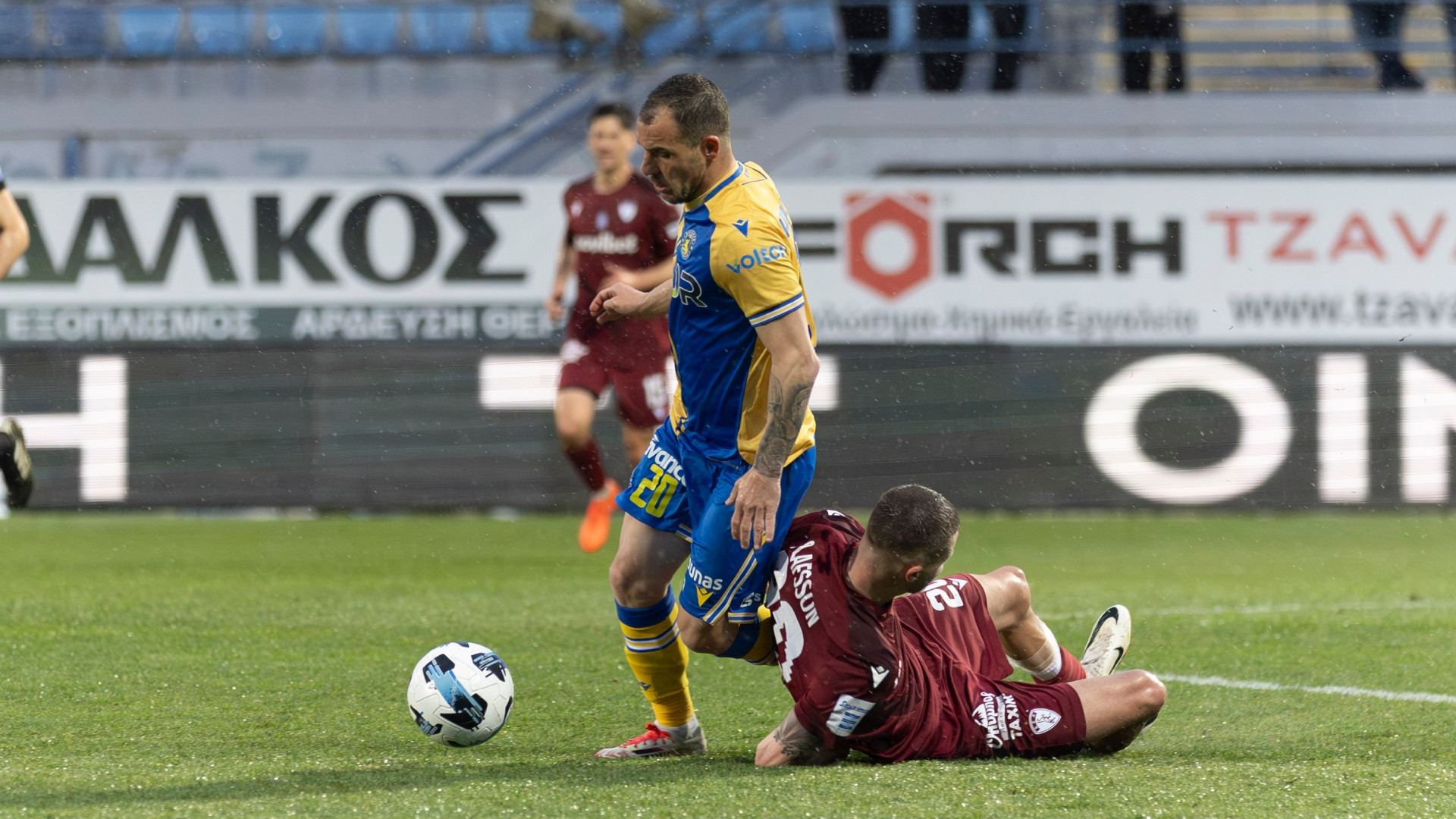 ΑΡΧΗΓΟΣ: Η ανατριχιαστική ομιλία του Καλτσά στα αποδυτήρια!