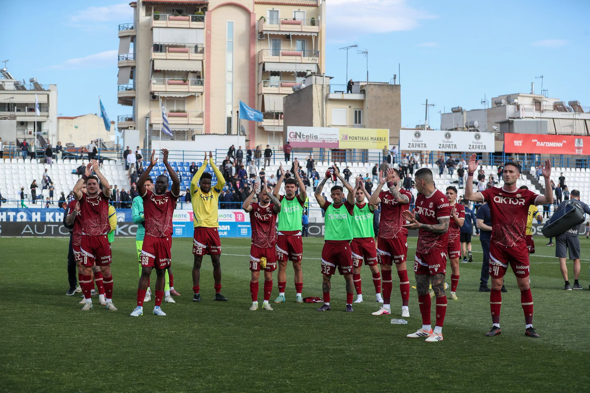 Αστέρας AKTOR: "Ευχαριστούμε τον κόσμο, ραντεβού την Τετάρτη στο Κολοκοτρώνης''