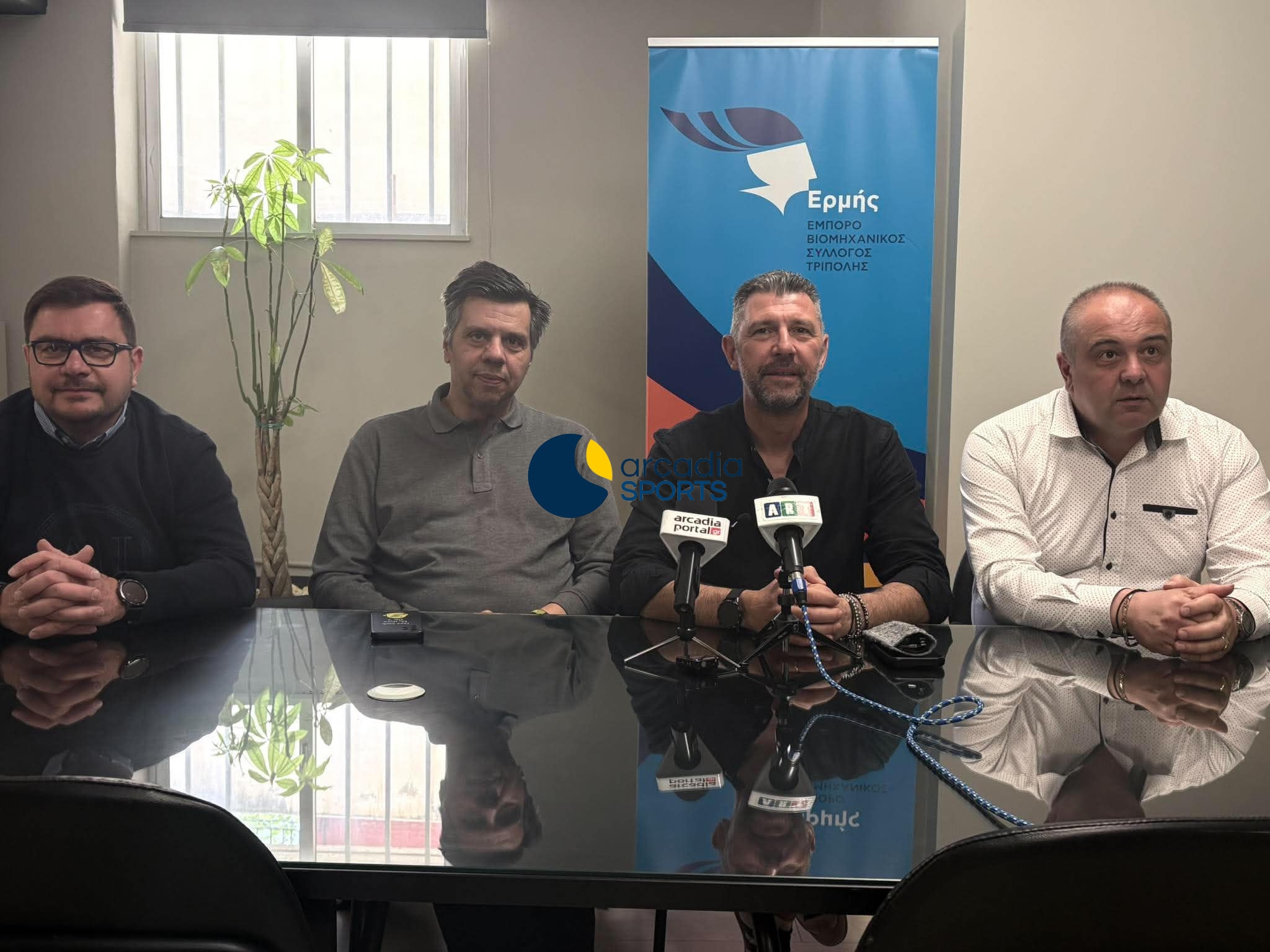 Όλη η Τρίπολη στο πλευρό του Αστέρα: Κλείνουν τα καταστήματα για το παιχνίδι με Πανσερραϊκό