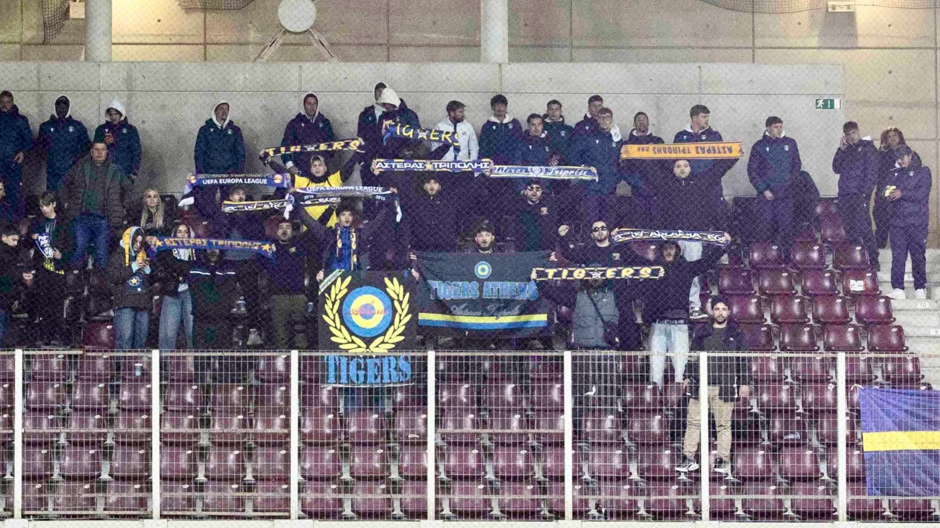 Tigers: "Eμείς θα σε κρατήσουμε κιτρινομπλέ Θεέ"